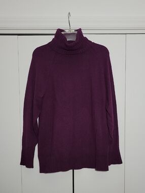 Old Navy Women's Plum Turtleneck Sweater